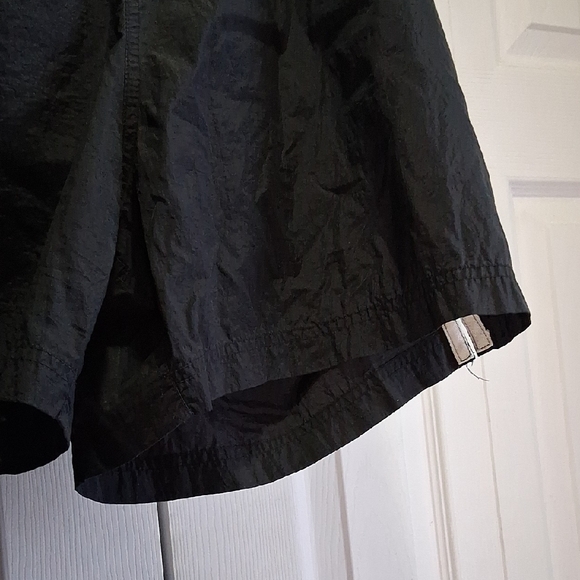 Nike Women's Black Athletic Shorts - Picture 5 of 9